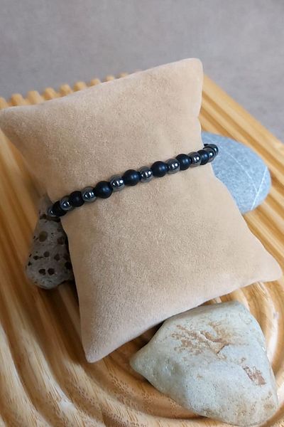 Uretti - Özlem 9422 5941 Hematite and Onix Shiny Natural Stone Men's Bracelet