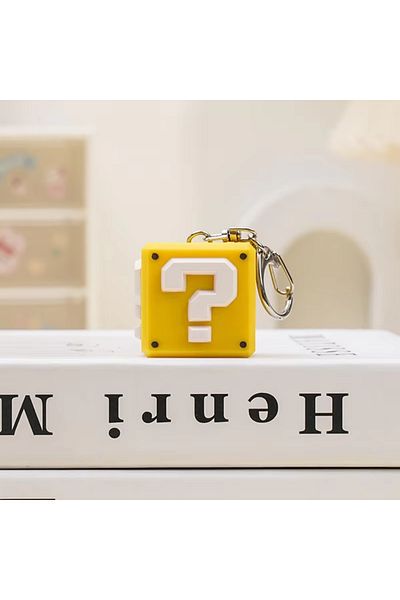 Hasbro سلسلة مفاتيح من الطوب على شكل علامة استفهام ماريو من لعبة سوبر ماريو، سلسلة مفاتيح من البلاستيك بتصميم رسوم متحركة، سلسلة مفاتيح كلاسيكية، سلسلة مفاتيح على شكل صوت، سلسلة مفاتيح على شكل قلادة، سلسلة مفاتيح مرحة