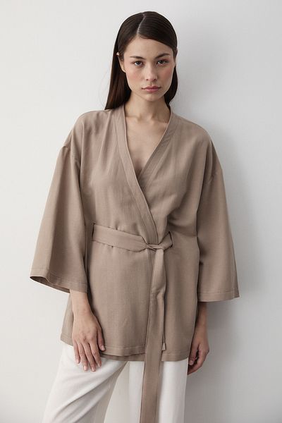 Laluvia Milchkaffee-Innenbogen-Kimono – 5383