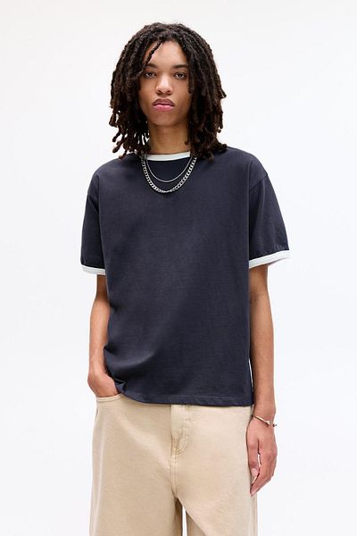 Pull & Bear T-shirt with contrast ribbed trims