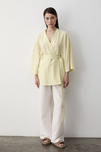 Laluvia Gelber Kimono mit Innenbund - 5383
