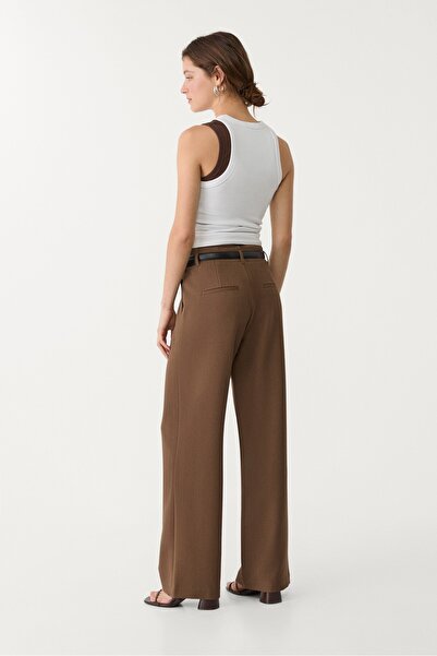 Stradivarius Flowing straight-leg smart trousers with belt