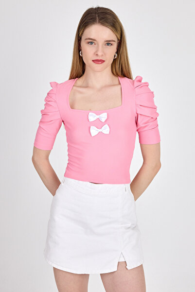 Rays Pembe Kare Yaka Fiyonk Detaylı Crop Bluz 1349