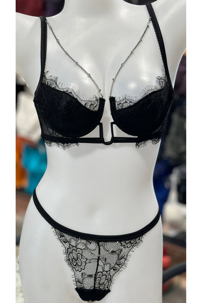 Gamze Day's Lingerie Tak-çıkar Aksesuarlı Dantel Dekolte Sütyen Külot Takım