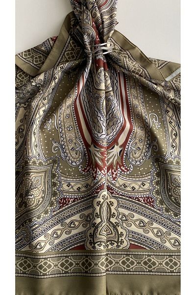 MELİKE SULTAN soft shawl