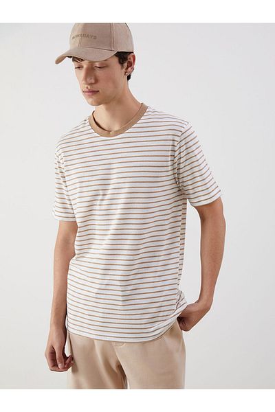 LC Waikiki Νέα σεζόν Crew Neck ριγέ χτενισμένο βαμβακερό ανδρικό Tisort - S5OE75Z8
