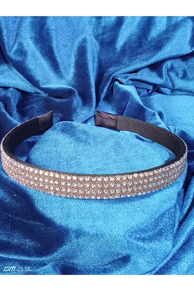 Adel Crown 1.5 cm Crystal Necklace
