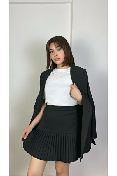 Butik Kadın Yüksek Bel Pileli Siyah Mini Etek – Modern Kesim