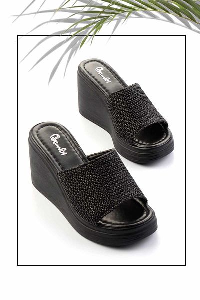 Bambi Black Women's Slippers K04823005018