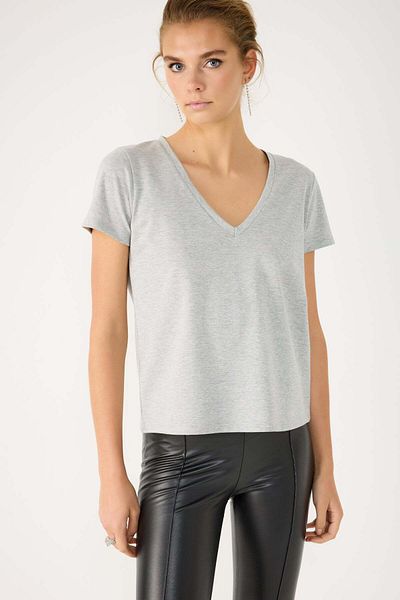 No Matter What Shiny V Neck Basic T-shirt