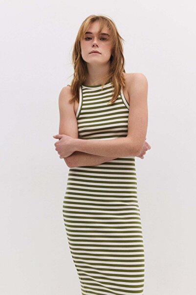 No Matter What Gestreiftes Neckholder-Midikleid