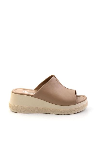Bambi Beige Leather Women's Slippers K04040012003