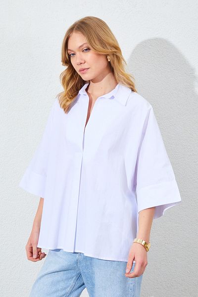 Manche Low Sleeve Front Placket Loose Cut Shirt - White |   Mk161449-01