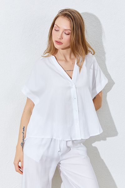 Manche Women's Short Sleeve Shirt - Ecru |   Mkes169943 - One