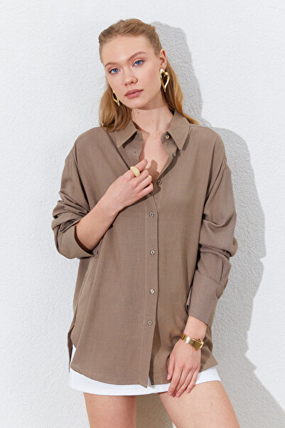 Manche Guler clasic, mâneci lungi și structură fluidă. supradimensionat croială - Pământ |   Mkes161842-1