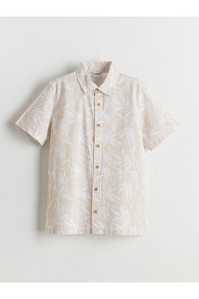 LC Waikiki قميص وشورت LCW بأكمام قصيرة للأولاد