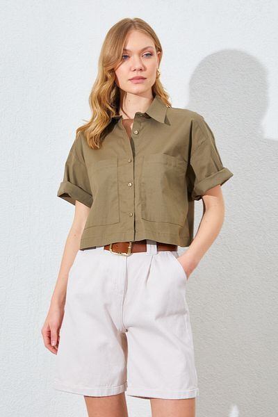 Manche Double Pocket Low Sleeve Crop Shirt - Khaki |   Mk161448-01