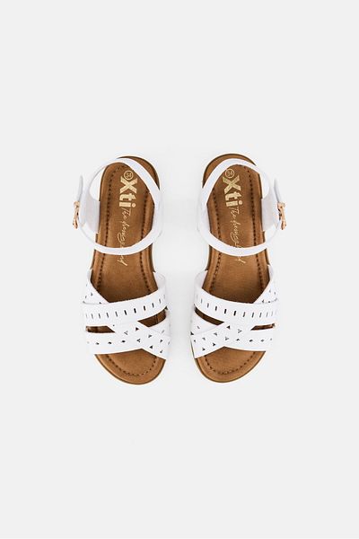 XTI Kids Girl Adjustable Buckle Sandals, White