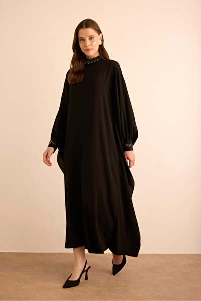 Aker İşleme Detaylı Dokuma Elbise