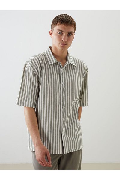 LC Waikiki Ανδρικό πουκάμισο LCW Vision Regular Fit με κοντό μανίκι Dobby