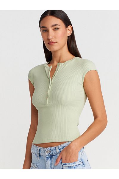 Dilvin 31887 Button Short Sleeve Top-Çağla