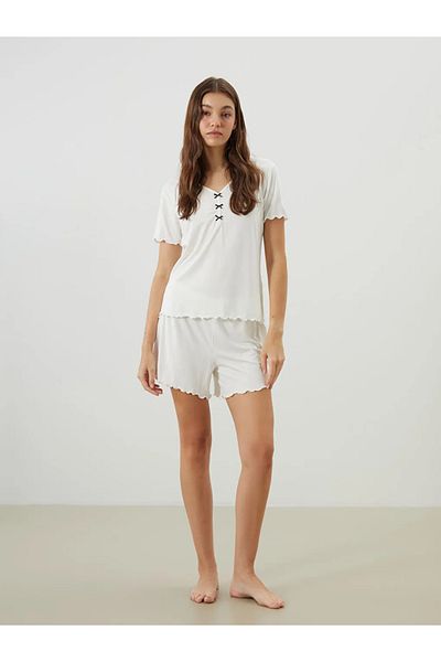 LC Waikiki Lcw Dream Ecru V-Neck Women's Shorts Pajama Set