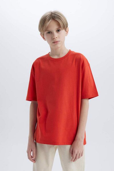 DeFacto Boy's Oversize Wide Fit Crew Neck Basic Plain Short Sleeve T-Shirt
