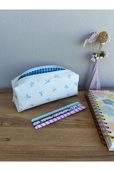 minyaturhayalim Beyaz turkuaz Fiyonk desenli beyaz fermuarlı kalemlik kalem kutusu ölçüleri 21-6-6cm