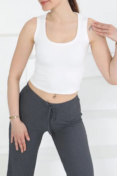 Butik Cupral Oval Neck Crop Tank Top