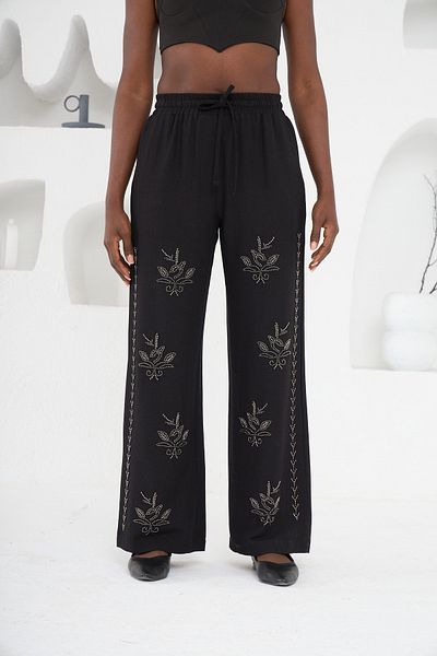 MİA NOURA Women's Woven Fabric Front Beaded Pants