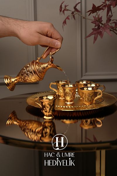 Hac Umre Hediyelik Zemzem Team |   Zemzem Cup Set |   Gold Zemzem Presentation Tray, Jug and Cup Set