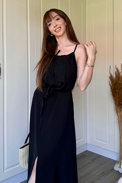 Dilay Gökoğlu Butik Viscose Black Dress with Front Slit