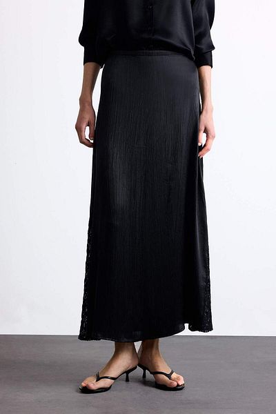 DeFacto High Waisted Satin Lace Detailed Midi Skirt F8040Ax25Sm