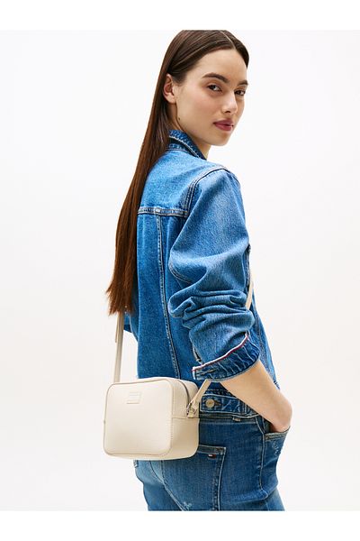 Tommy Hilfiger Women Newsprint Must Camera Bag