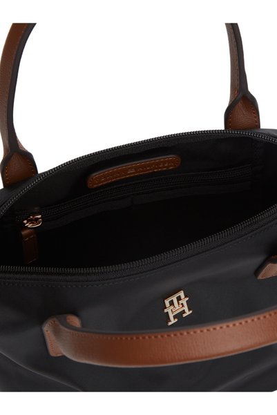 Tommy Hilfiger حقائب نسائية