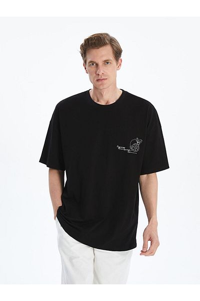 LC Waikiki New Season Crew Neck εμπριμέ χτενισμένο βαμβακερό ανδρικό Tisort - S5II92Z8