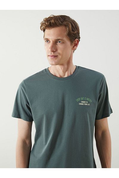 LC Waikiki New Season Crew Neck εμπριμέ χτενισμένο βαμβακερό ανδρικό Tisort - S5KP07Z8