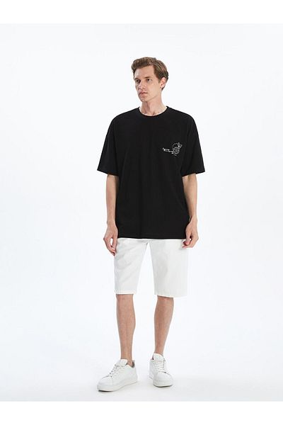 LC Waikiki New Season Crew Neck εμπριμέ χτενισμένο βαμβακερό ανδρικό Tisort - S5II92Z8