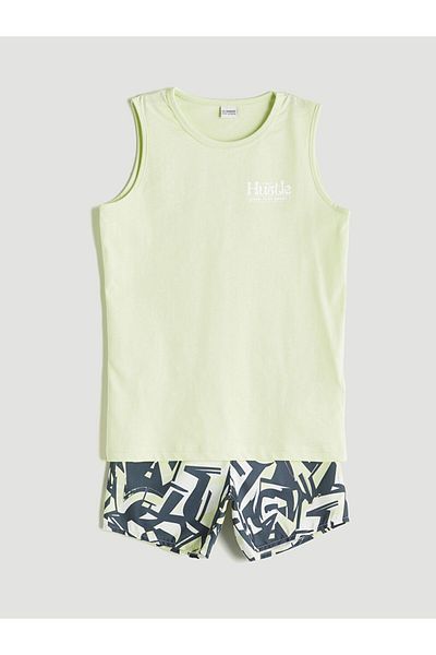 LC Waikiki Crew Neck Boy's Undershirt and Swim Shorts