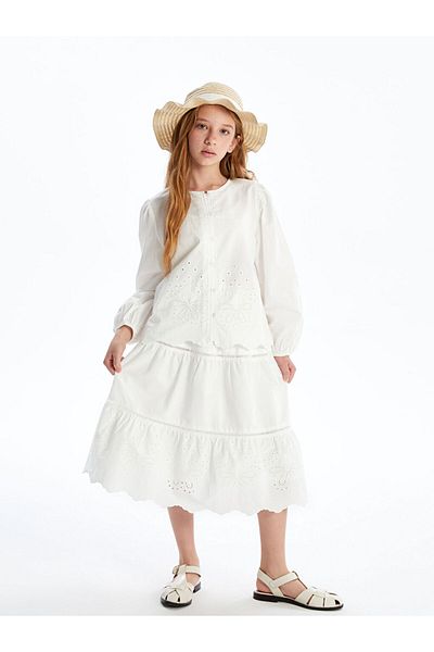 LC Waikiki Ecru Crew Neck Girl's Shirt with Scallop Detail