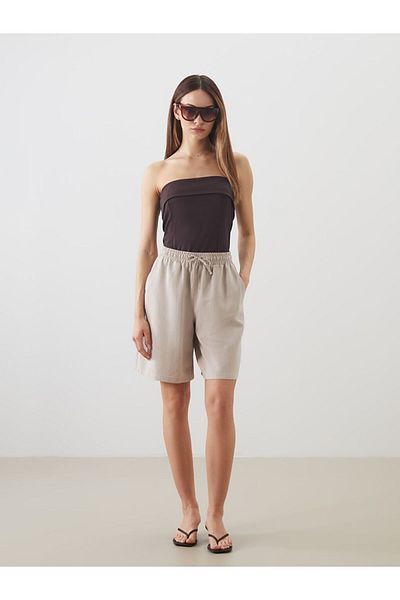 LC Waikiki Beige Women's Shorts with Elastic Waist and Linen Blend