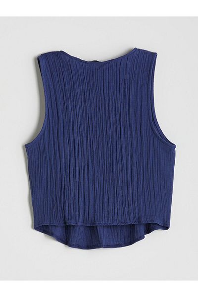 LC Waikiki V-Neck Textured Muslin Blouse