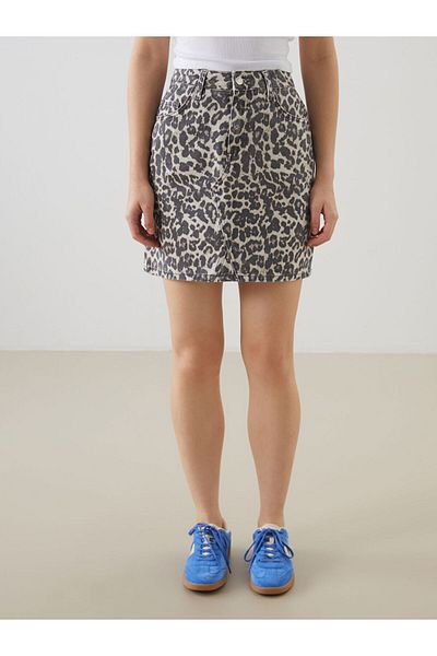 LC Waikiki Tight Fit Leopard Patterned Mini Jean Skirt