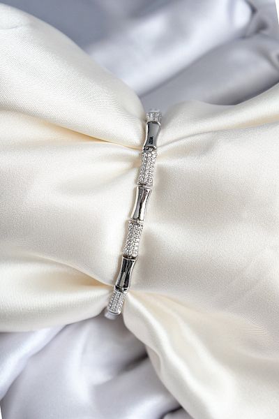 Skygo Brass Bone Model Zircon Stone Silver Color Women's Bracelet - Tj-Bb6979