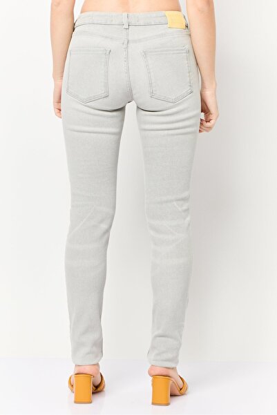 Scotch & Soda Women Regular Fit Washed Stretchable Jeans, Light Grey