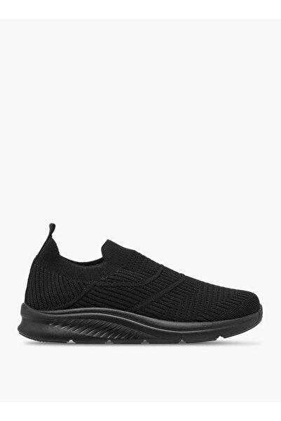 Oaklan by Shoexpress Women's Textured Slip-On Sneakers
