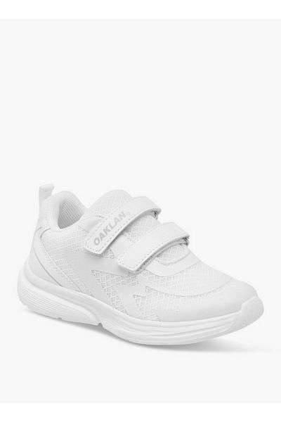 Oaklan by Shoexpress Girls Panelled Sports Shoes with Hook and Loop Closure