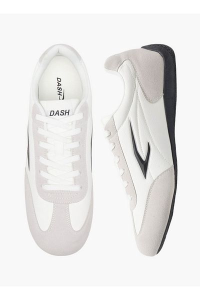 Dash Men's Logo Detail Sports Shoes with Lace-Up Closure