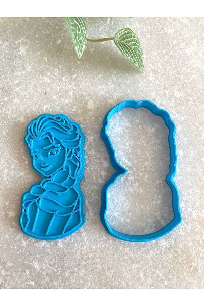 By Selen Suyolcu Elsa Cookie Stamp and Cutter