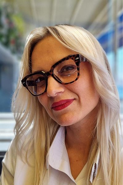 Uniquetrenders Women's Destiny Blue Light Protection Relaxing Square Model Display Glasses